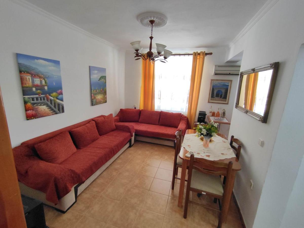 Rias Apartment Sarandë Exterior foto